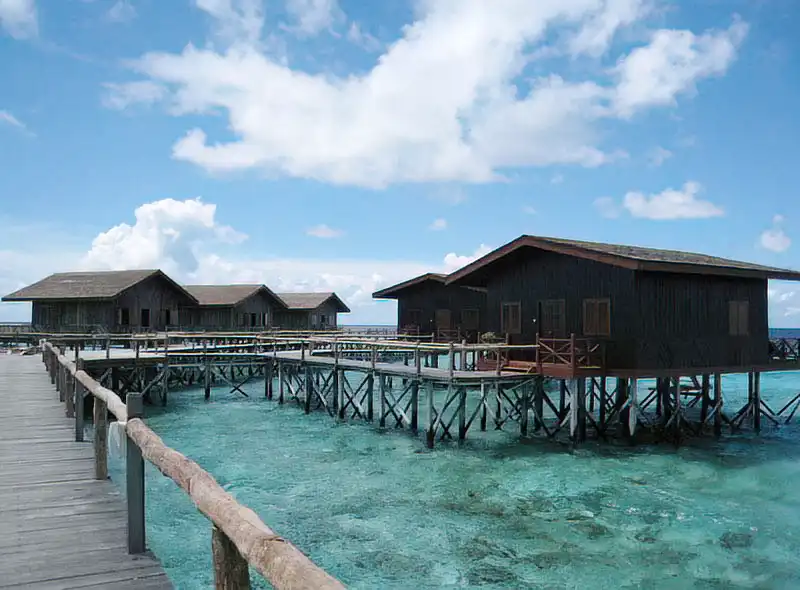 Pom Pom Island water villas